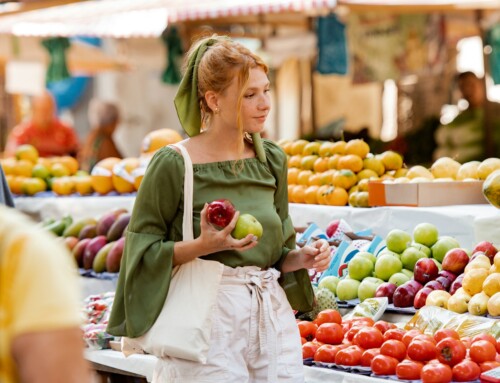 How to Navigate Crowded Summer Farmers Markets in San Francisco Like a Local